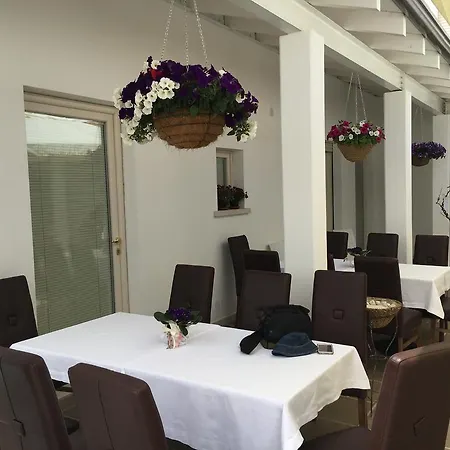 Tatil Evi Santoro *